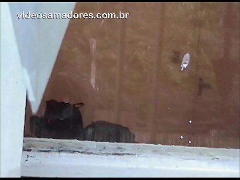 ❤️ Raġel qarn iħares lit-tfajla tiegħu ma' raġel ieħor, jirreġistra video fuck mingħajr ma jfixkel lill-koppja ❤️❌ Porn Russu fil-porn mt.tuberxxx.ru ﹏