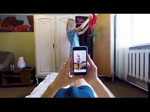 ❤️ Stepsister għamel lil ħuha jiġbor eżatt qabel ma daħlet id-dar ❤️❌ Porn Russu fil-porn mt.tuberxxx.ru ﹏